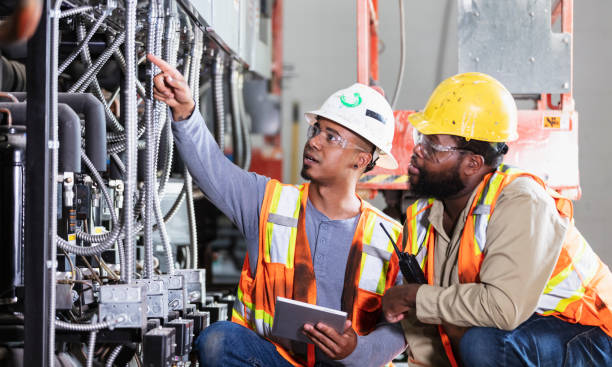 Best Affordable Emergency Electrician  in Overland Park, KS